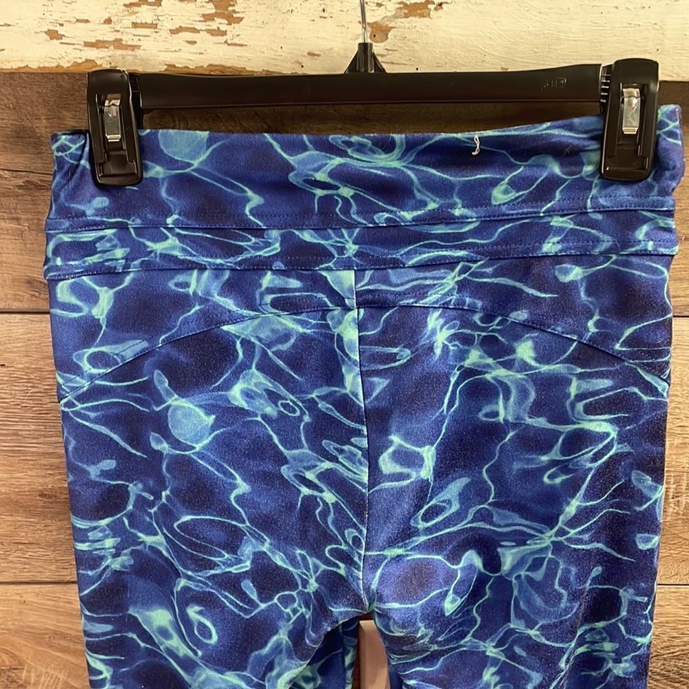 So Yoga Excercise Pants Size Medium Blue Water Color - Picture 7 of 10